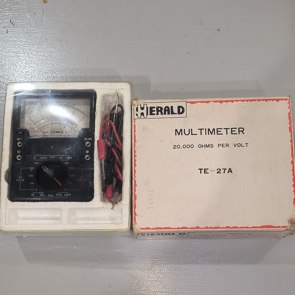 Vintage Herald TE-27A Analog Multimeter 20,000 Ohms Per Volt Japan with Box